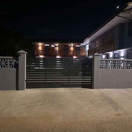 Magnifique T3 Apartment Cayenne Luaran gambar