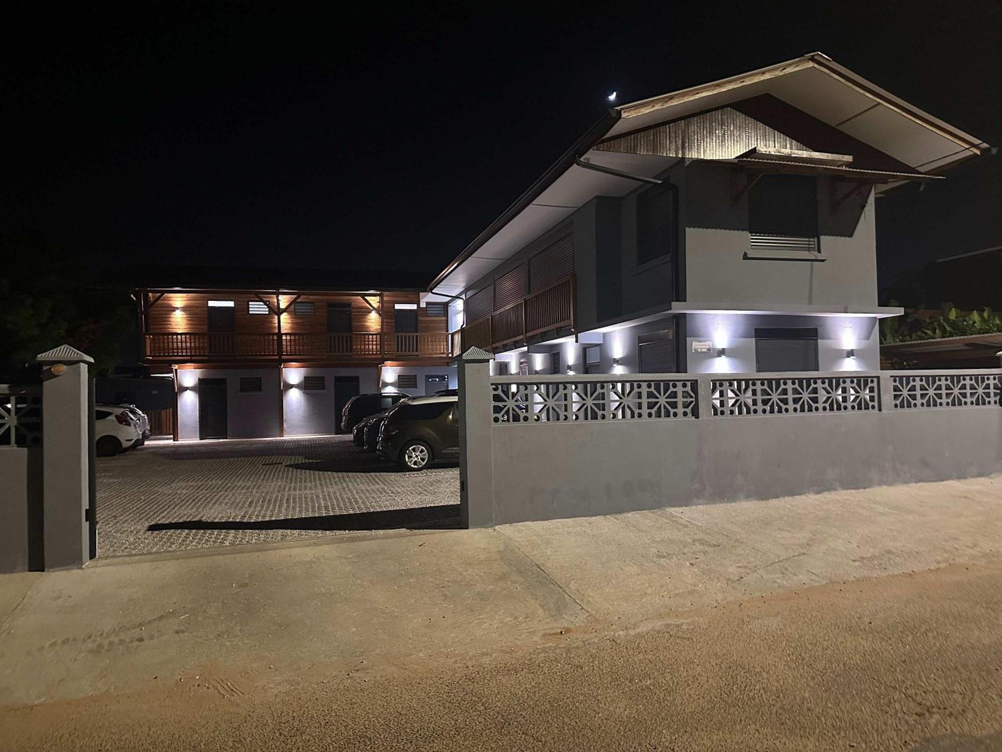Magnifique T3 Apartment Cayenne Luaran gambar